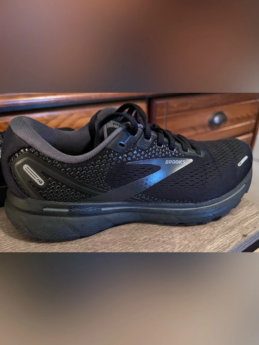 EXCELLENT CONDITION Brooks Ghost 14 Running Shoes Women’s 8 Wide—Ebony/Black